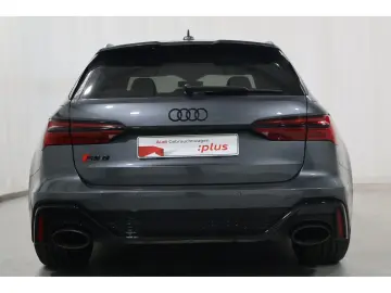 AUDI RS6 Avant 4.0 TFSI quattro Pano MatrixLED Head-U