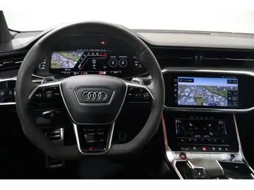 AUDI RS6 Avant 4.0 TFSI quattro Pano MatrixLED Head-U