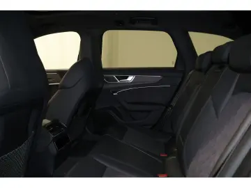 AUDI RS6 Avant 4.0 TFSI quattro Pano MatrixLED Head-U
