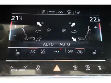 AUDI RS6 Avant 4.0 TFSI quattro Pano MatrixLED Head-U