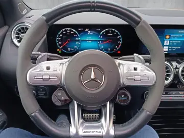 MERCEDES-BENZ GLA 45 S AMG  4Matic   LEDER   PANO   …