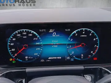 MERCEDES-BENZ GLA 45 S AMG  4Matic   LEDER   PANO   …