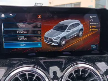 MERCEDES-BENZ GLA 45 S AMG  4Matic   LEDER   PANO   …