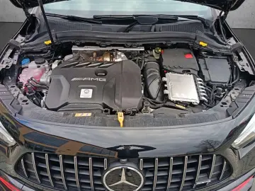 MERCEDES-BENZ GLA 45 S AMG  4Matic   LEDER   PANO   …