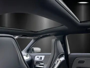 MERCEDES-BENZ GLA45 AMG DISTRO Perf.Sitz HUD Pano ML…