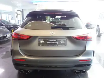 MERCEDES-BENZ GLA 45 AMG S 4M Magno Night Dist LED P…