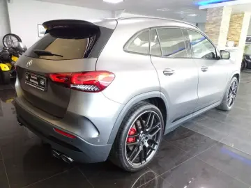 MERCEDES-BENZ GLA 45 AMG S 4M Magno Night Dist LED P…