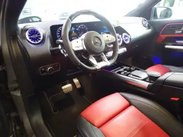 MERCEDES-BENZ GLA 45 AMG S 4M Magno Night Dist LED P…