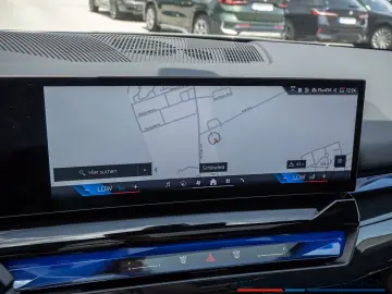 BMW 520d M-Sport Pro ACC HUD SITZBELÜFTUNG PANO 360