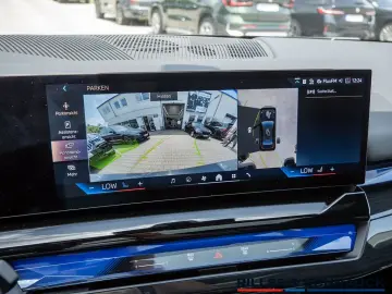 BMW 520d M-Sport Pro ACC HUD SITZBELÜFTUNG PANO 360