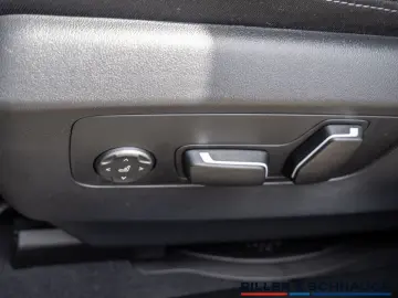 BMW 520d M-Sport Pro ACC HUD SITZBELÜFTUNG PANO 360