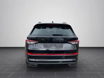 SKODA Kodiaq RS TSI RS DSG 4x4 AHK PANO NAVI RFK