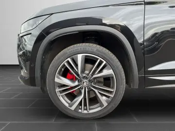 SKODA Kodiaq RS TSI RS DSG 4x4 AHK PANO NAVI RFK
