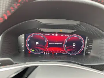 SKODA Kodiaq RS TSI RS DSG 4x4 AHK PANO NAVI RFK