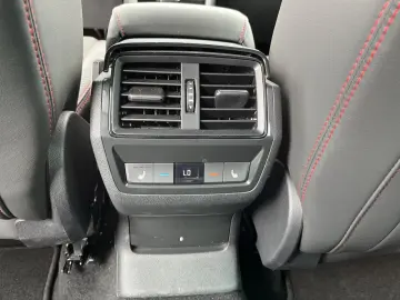 SKODA Kodiaq RS TSI RS DSG 4x4 AHK PANO NAVI RFK