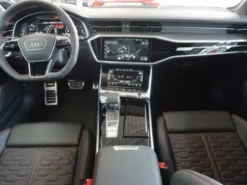AUDI RS6 Avant 4.0 TFSI quattro Pano Matrix B&O ACC A