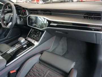 AUDI RS6 Avant 4.0 TFSI quattro Pano Matrix B&O ACC A