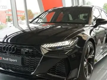 AUDI RS6 Avant 4.0 TFSI quattro Pano Matrix B&O ACC A