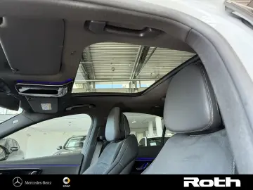 MERCEDES-BENZ E220d AMG Distronic Panorama WinterP K…