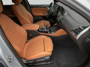 BMW X4 xDrive20i M Sportpaket AHK. RfKam. HiFi adLED