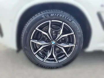 BMW X4 xDrive20i M SPORT Laser ParkAss HeadUp AHK H&
