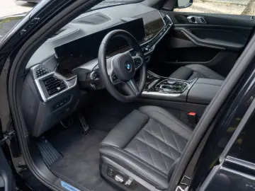 BMW X5 40d M SPORT.LUFTFE.SOFTC.PANO.360 .AHK