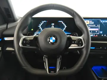 BMW 540d xDrive M Sport Pro ACC StandHzg LED H&K DAB