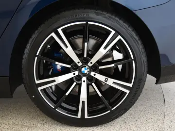 BMW 540d xDrive M Sport Pro ACC StandHzg LED H&K DAB