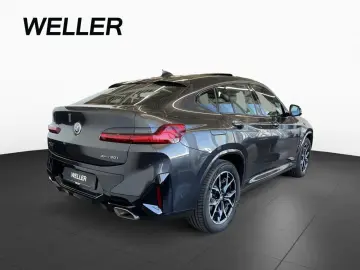 BMW X4 xDr30i M Sport Pano AHK Laser H K HUD LivePro