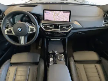 BMW X4 xDr30i M Sport Pano AHK Laser H K HUD LivePro
