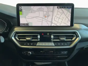 BMW X4 xDr30i M Sport Pano AHK Laser H K HUD LivePro