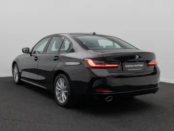 BMW 318i GeschwindigReg DAB PDC Widscreen Cockpit
