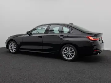 BMW 318i GeschwindigReg DAB PDC Widscreen Cockpit