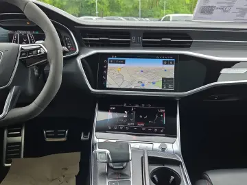 AUDI RS 6 Avant quattro Navi Matrix Alu AHK B&O HUD P