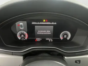 AUDI A5 Cabrio 40 TFSI S tronic advanced Navi
