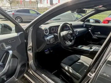 MERCEDES-BENZ A 45 AMG 45 S 4M Kompaktlimousine 360 …
