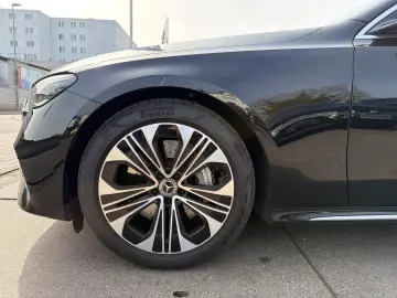 MERCEDES-BENZ E 220 Exclusive Plus 360  HEAD UP BURM…