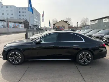 MERCEDES-BENZ E 220 Exclusive Plus 360  HEAD UP BURM…