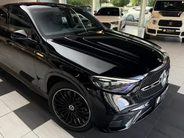MERCEDES-BENZ GLC 220 d 4M Coupe AMG Pano 360  Distronic