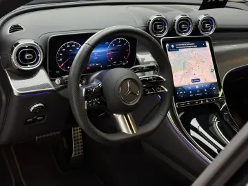 MERCEDES-BENZ GLC 220 d 4M Coupe AMG Pano 360  Distronic