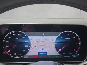 MERCEDES-BENZ GLC 220 d 4M Avantgarde PREMIUM AHK DigiLight