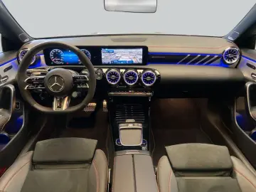 MERCEDES-BENZ CLA 45 AMG S 4M Premium RealSound PANO…