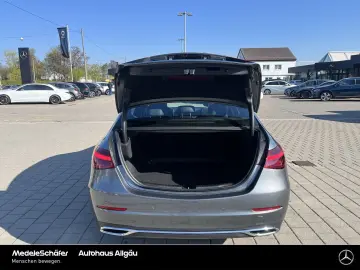 MERCEDES-BENZ C 200 d Avantgarde 18  Distronic D-Lig…