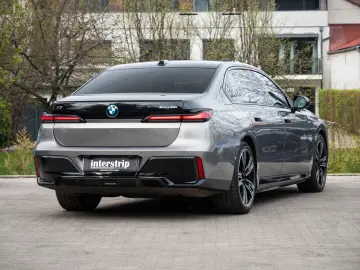BMW i7 60 M SPORT.KRISTALL.TWO-TONE.TV.AUTOTÜR.FOND