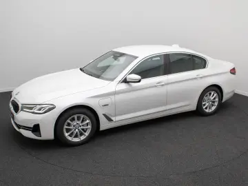 BMW 530e ACC 360  HUD DAB Memory Alarm Leder Sport