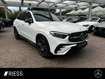 MERCEDES-BENZ GLC 220 d 4M AMG Sport Night Distr Pan…