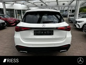 MERCEDES-BENZ GLC 220 d 4M AMG Sport Night Distr Pan…