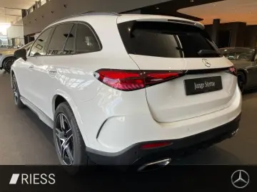 MERCEDES-BENZ GLC 220 d 4M AMG PANO KEYL 360 DISTRO …