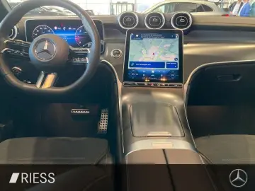 MERCEDES-BENZ GLC 220 d 4M AMG PANO KEYL 360 DISTRO …