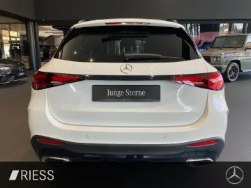 MERCEDES-BENZ GLC 220 d 4M AMG PANO KEYL 360 DISTRO …